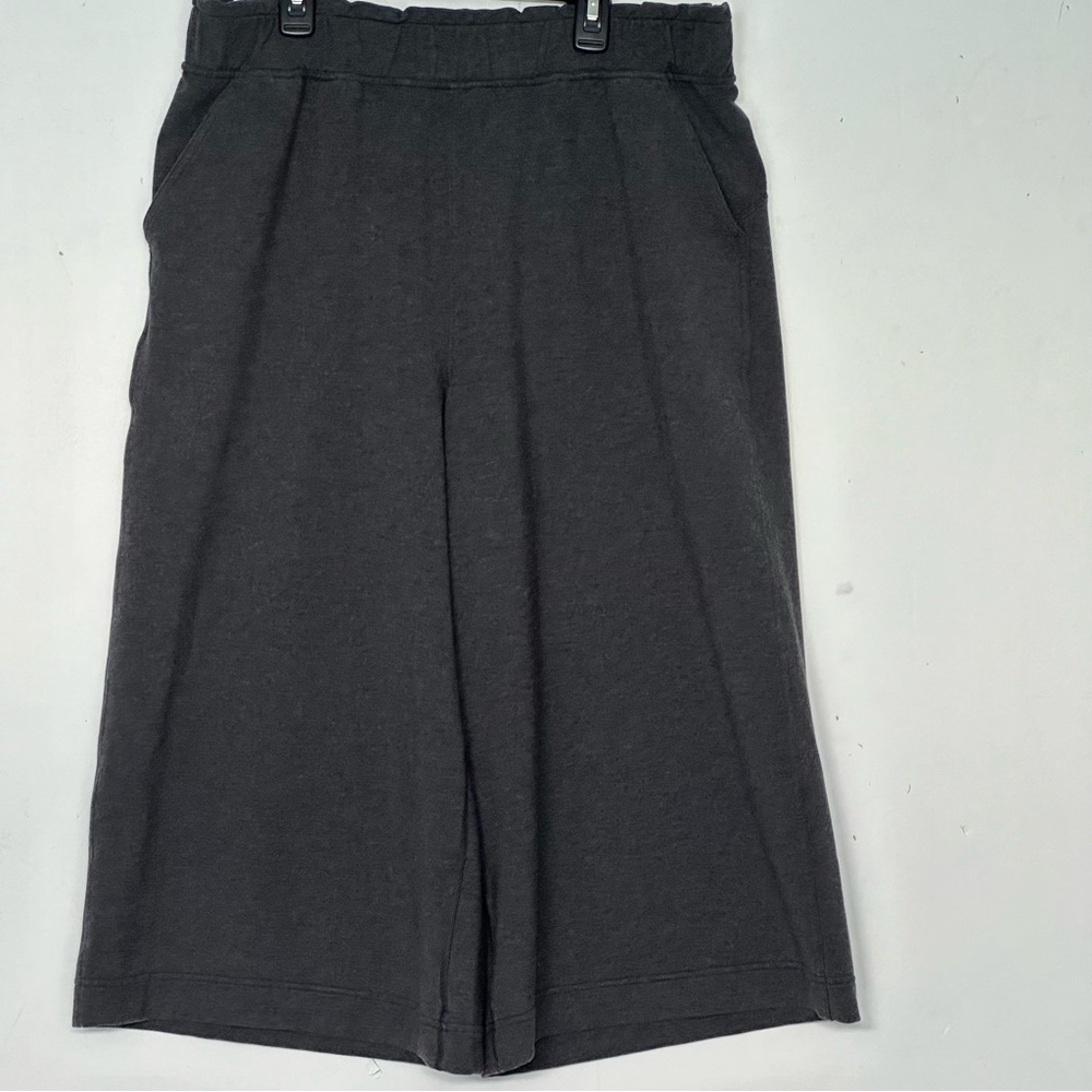 Lululemon Hello Sunday Crop Heathered Mod Black - Picture 3 of 10